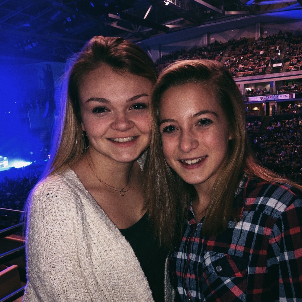 Meet your Posher, Olivia